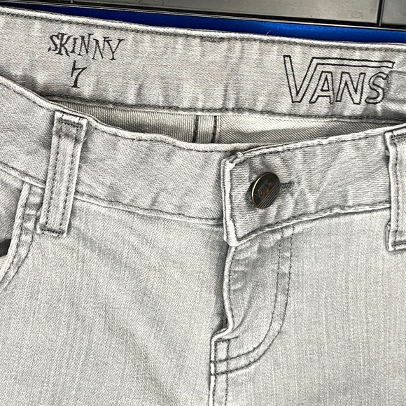 Light gray Vans’ Skinny jeans - Picture 2 of 3